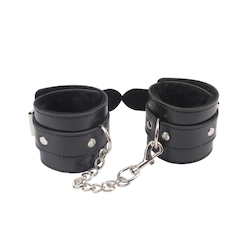Fetish: 6B - BEHAVE - OBEY ME HAND CUFFS**
