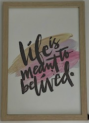 MEDIUM MOTIVATIONAL ART: MM - LIFE IS MEANT TO BE WILD