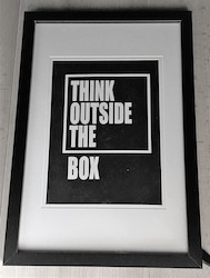 MEDIUM MOTIVATIONAL ART: MM - THINK OUTSIDE THE BOX