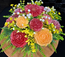 Our Hire Collection: 🌸 HONEYBEE FLORAL BOWL DISPLAY 🌸